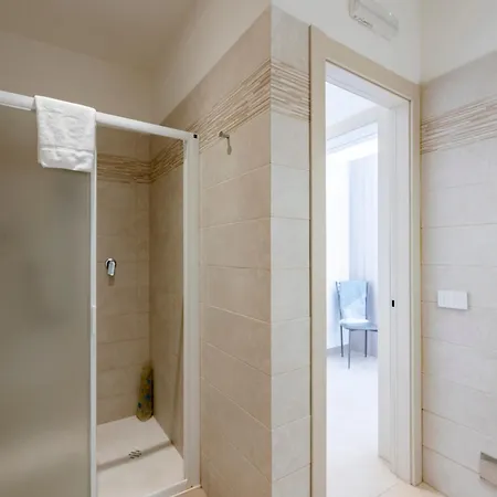 Apartment La 2 Ondina 200m From Sea - Happy *